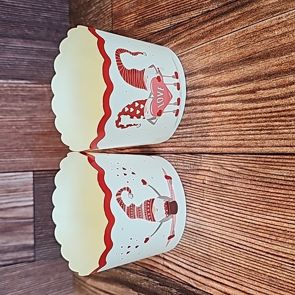 VALENTINE'S BAKING AND SNACK CUPS. - Picture 3 of 5